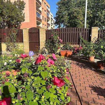 Family-Friendly Prague 5 Stay Ngoại thất bức ảnh