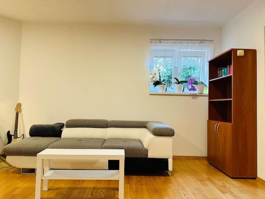 Family-Friendly Prague 5 Stay Ngoại thất bức ảnh