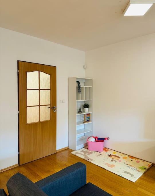 Family-Friendly Prague 5 Stay Ngoại thất bức ảnh
