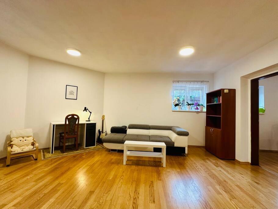 Family-Friendly Prague 5 Stay Ngoại thất bức ảnh