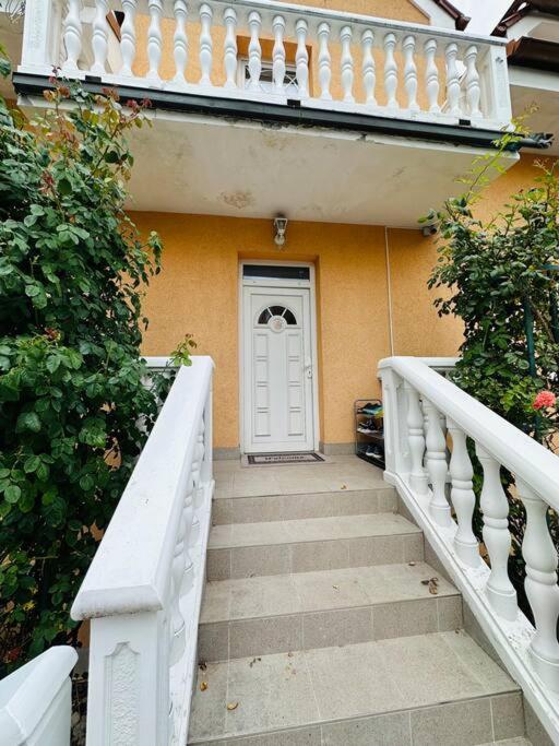 Family-Friendly Prague 5 Stay Ngoại thất bức ảnh