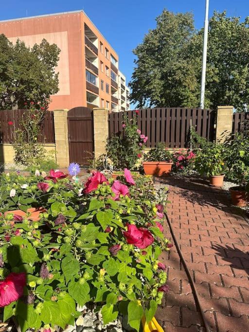 Family-Friendly Prague 5 Stay Ngoại thất bức ảnh